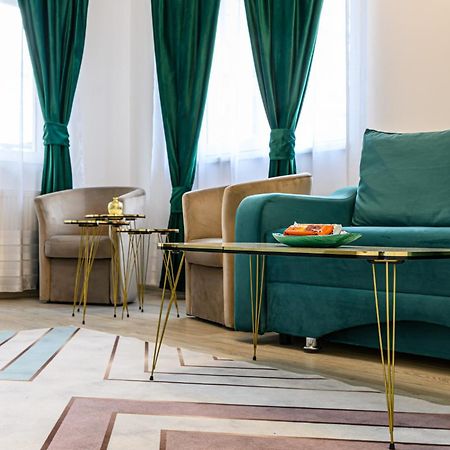 Grandis Residence Luxury Apartment Braşov Extérieur photo